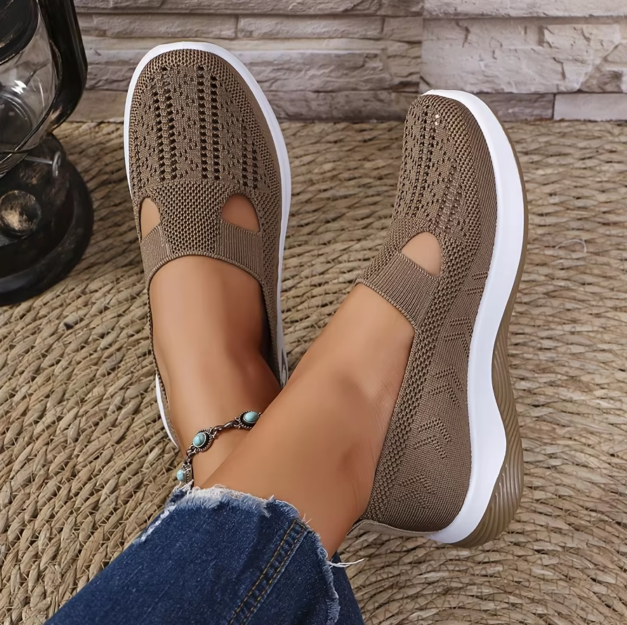 đ Fall Comfort Sale 49% OFFâ¤ď¸ Womenâs CloudComfort Soft-Soled Slip-On Shoes